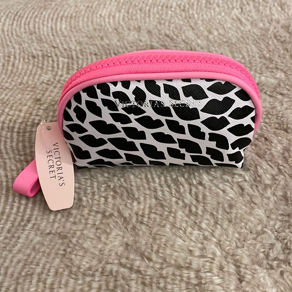 Victoria’s Secret mini cosmetic pouch